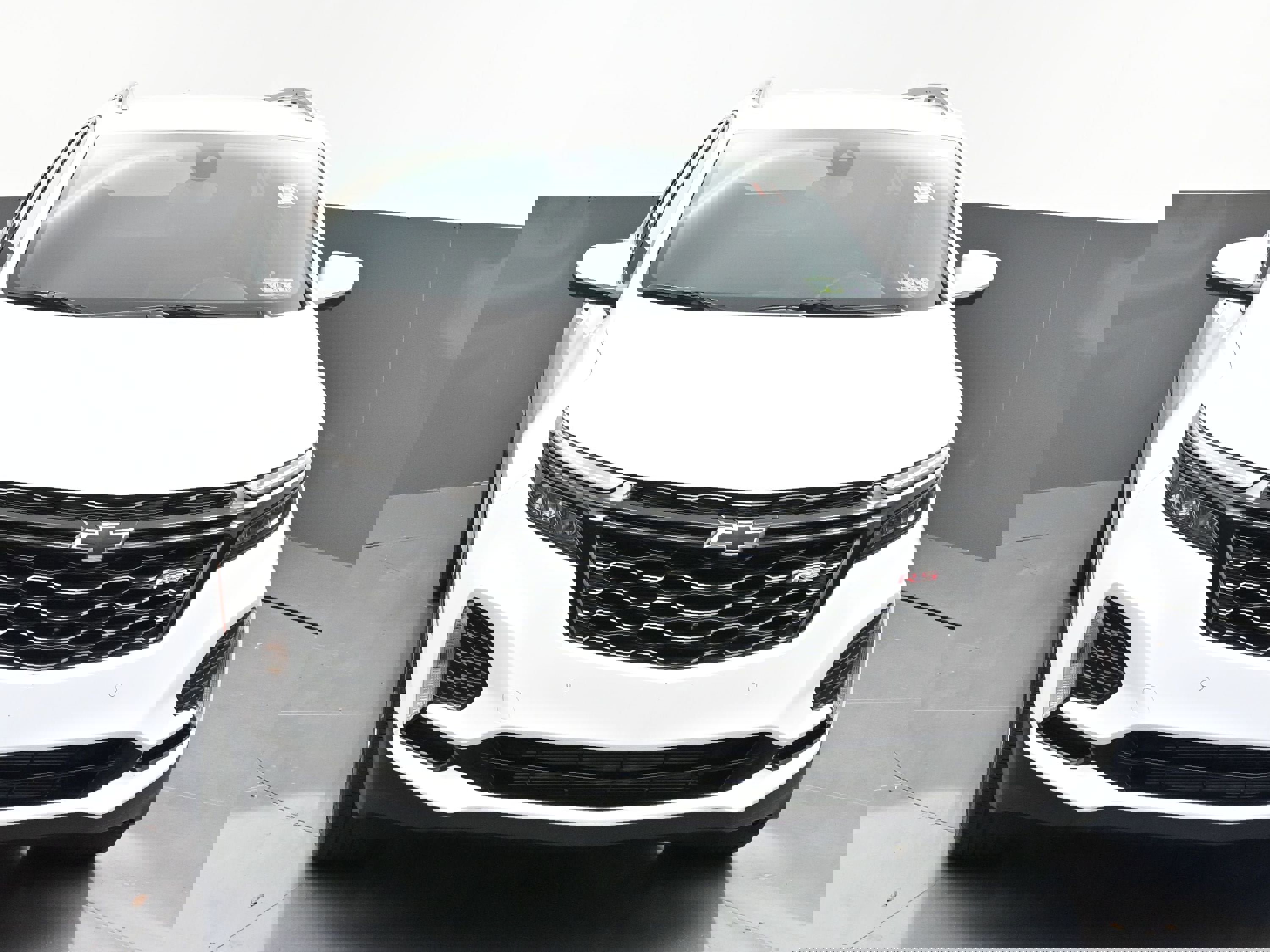 Used 2024 Chevrolet Equinox RS image 2