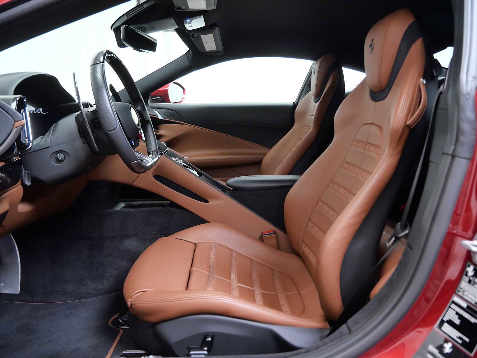 Used 2023 Ferrari Roma RWD image 19