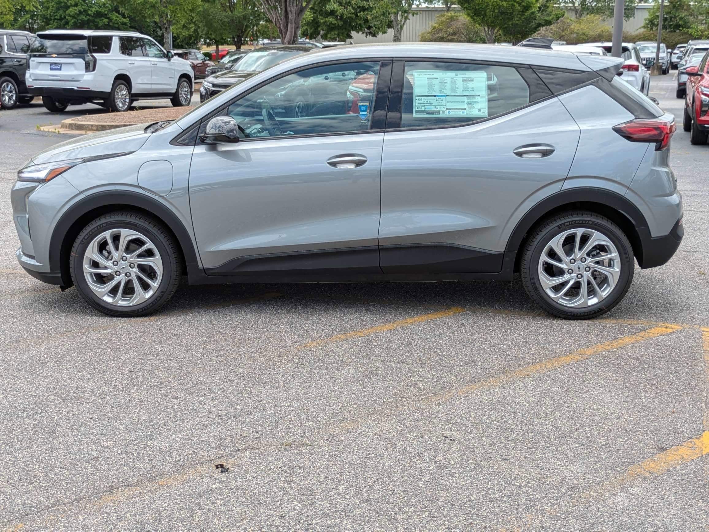 New 2027 Chevrolet Bolt LT FWD image 7