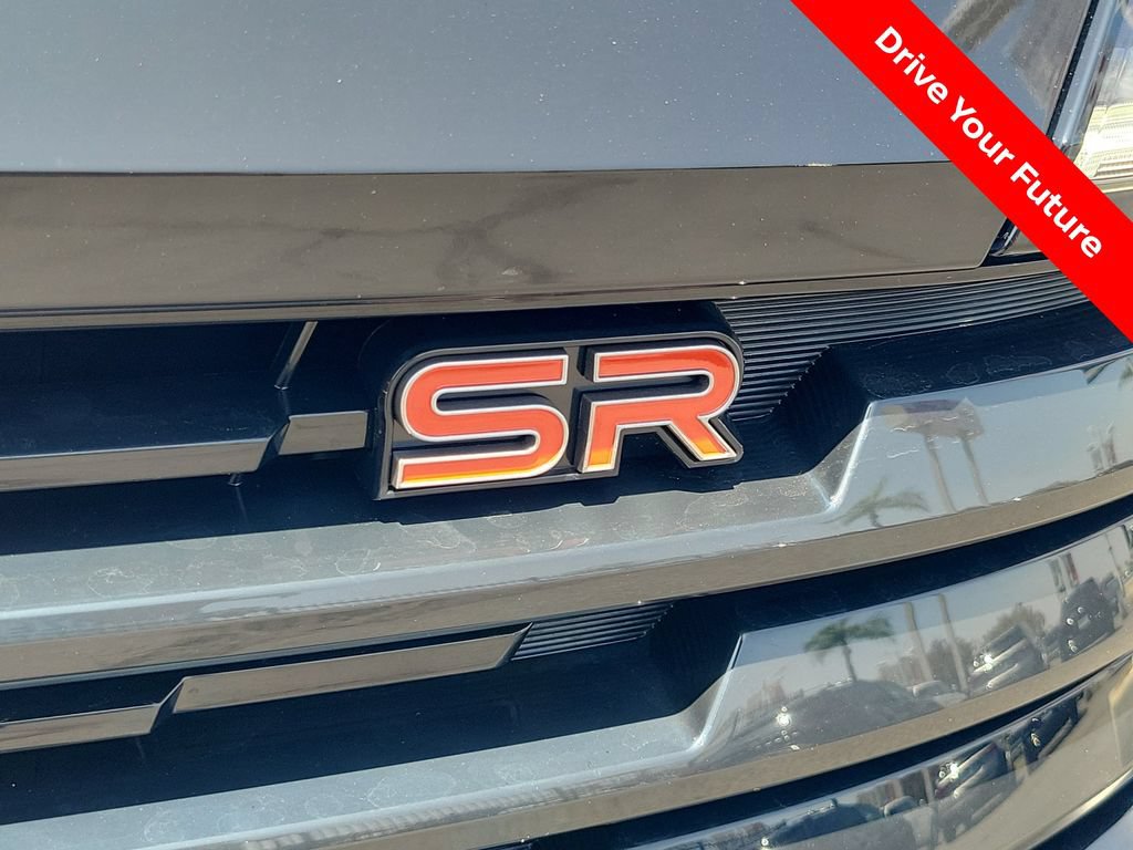 Certified 2025 Nissan Kicks SR FWD image 32