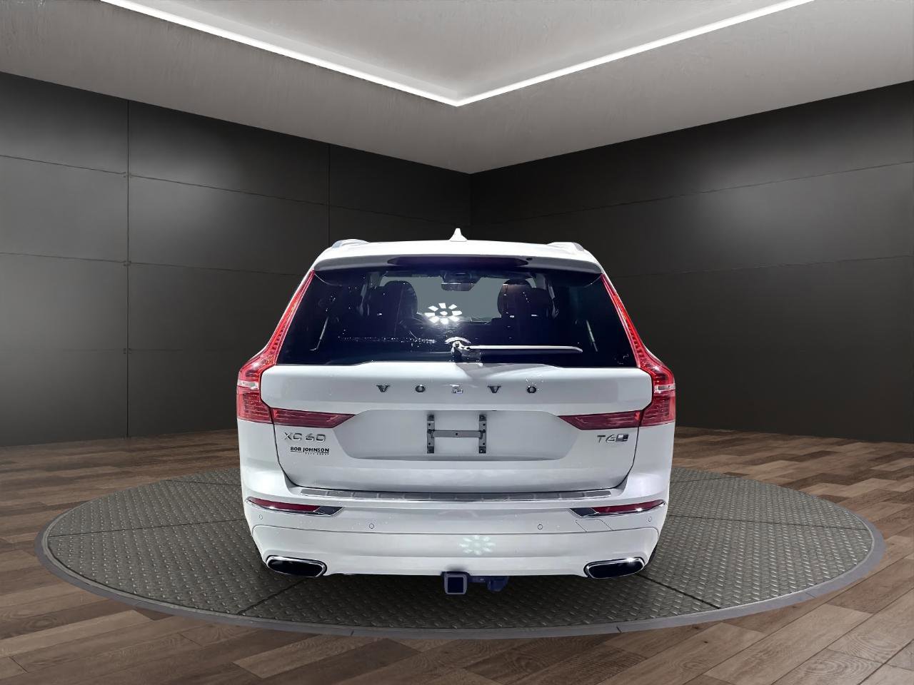 Used 2018 Volvo XC60 T6 Inscription w/ Convenience Package image 12