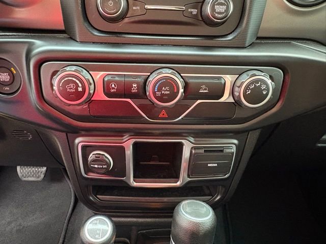 Used 2021 Jeep Wrangler Sport image 20