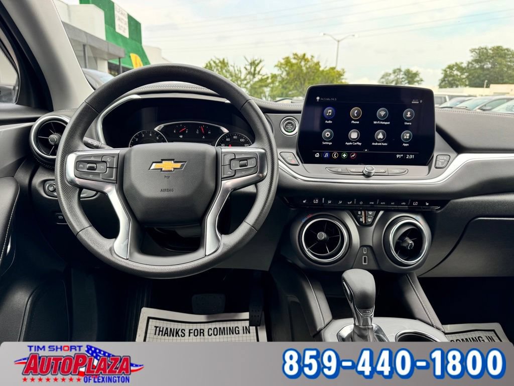 Used 2025 Chevrolet Blazer LT AWD/4WD image 34