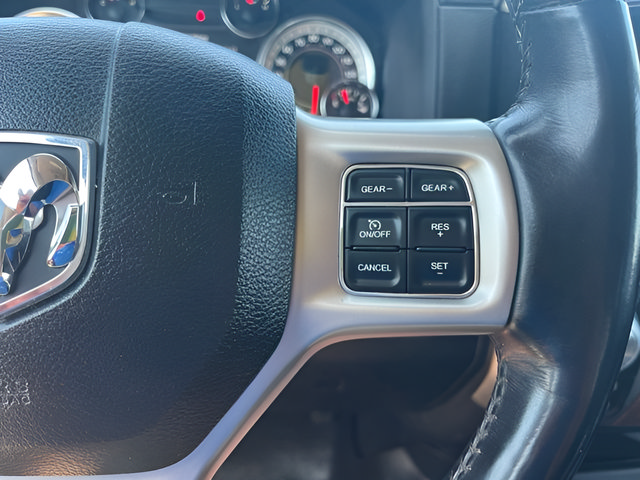 Used 2018 RAM 1500 Laramie w/ Convenience Group AWD/4WD image 18