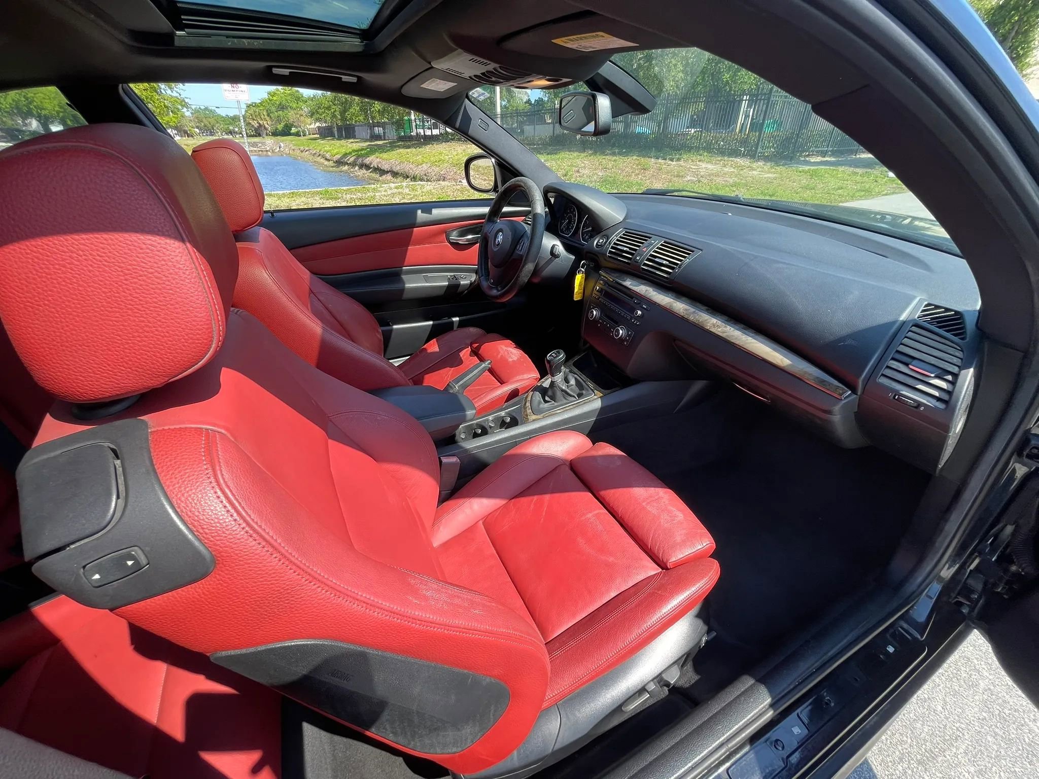 Used 2010 BMW 135i Coupe RWD image 24