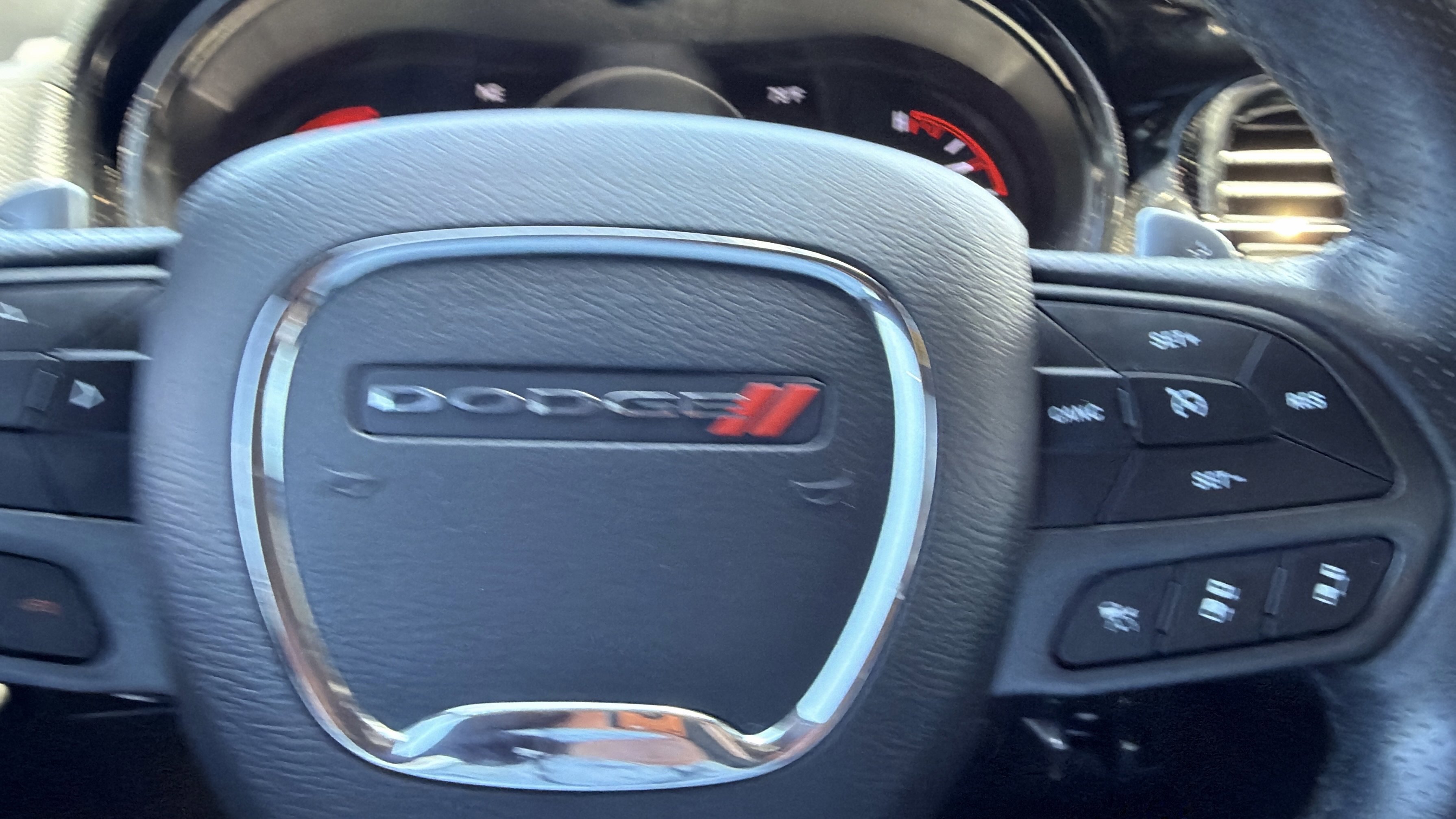 Used 2021 Dodge Durango R/T w/ Technology Group RWD image 30