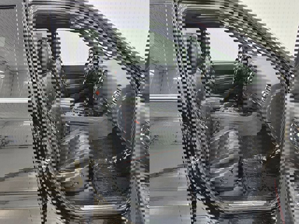 Used 2018 Dodge Durango R/T image 22