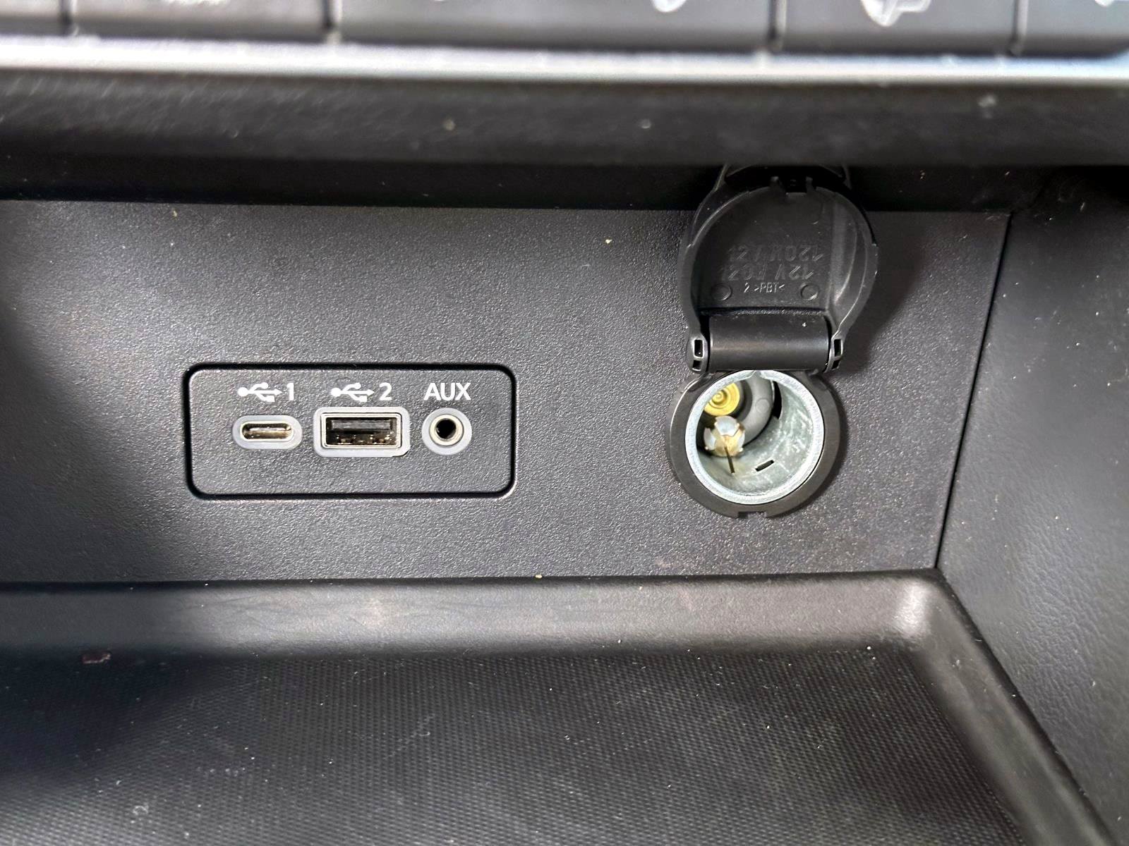 Certified 2020 Nissan Sentra SV w/ Electronics Package FWD image 20