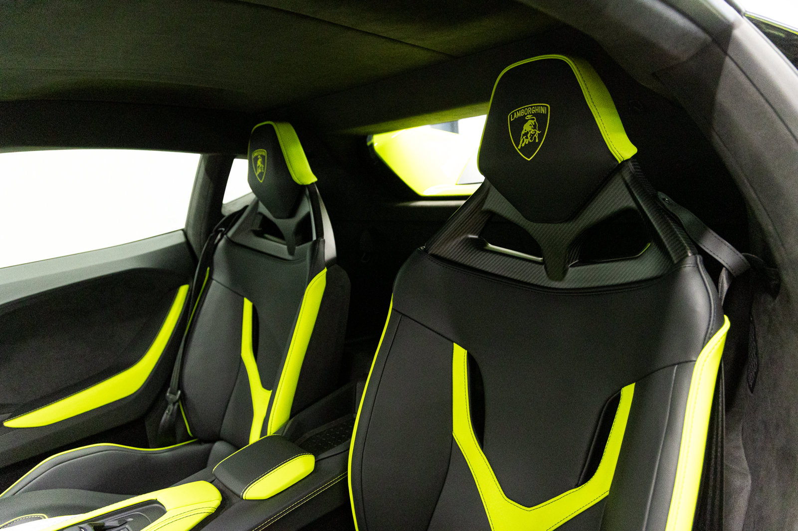 Used 2026 Lamborghini Temerario AWD/4WD image 29
