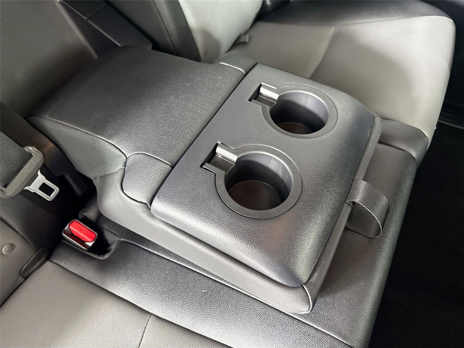 Certified 2024 Toyota 4Runner SR5 Premium image 40