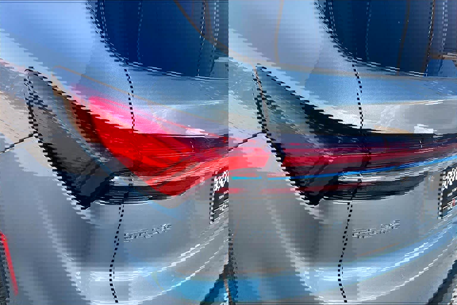 Used 2025 Buick Enclave Preferred image 27