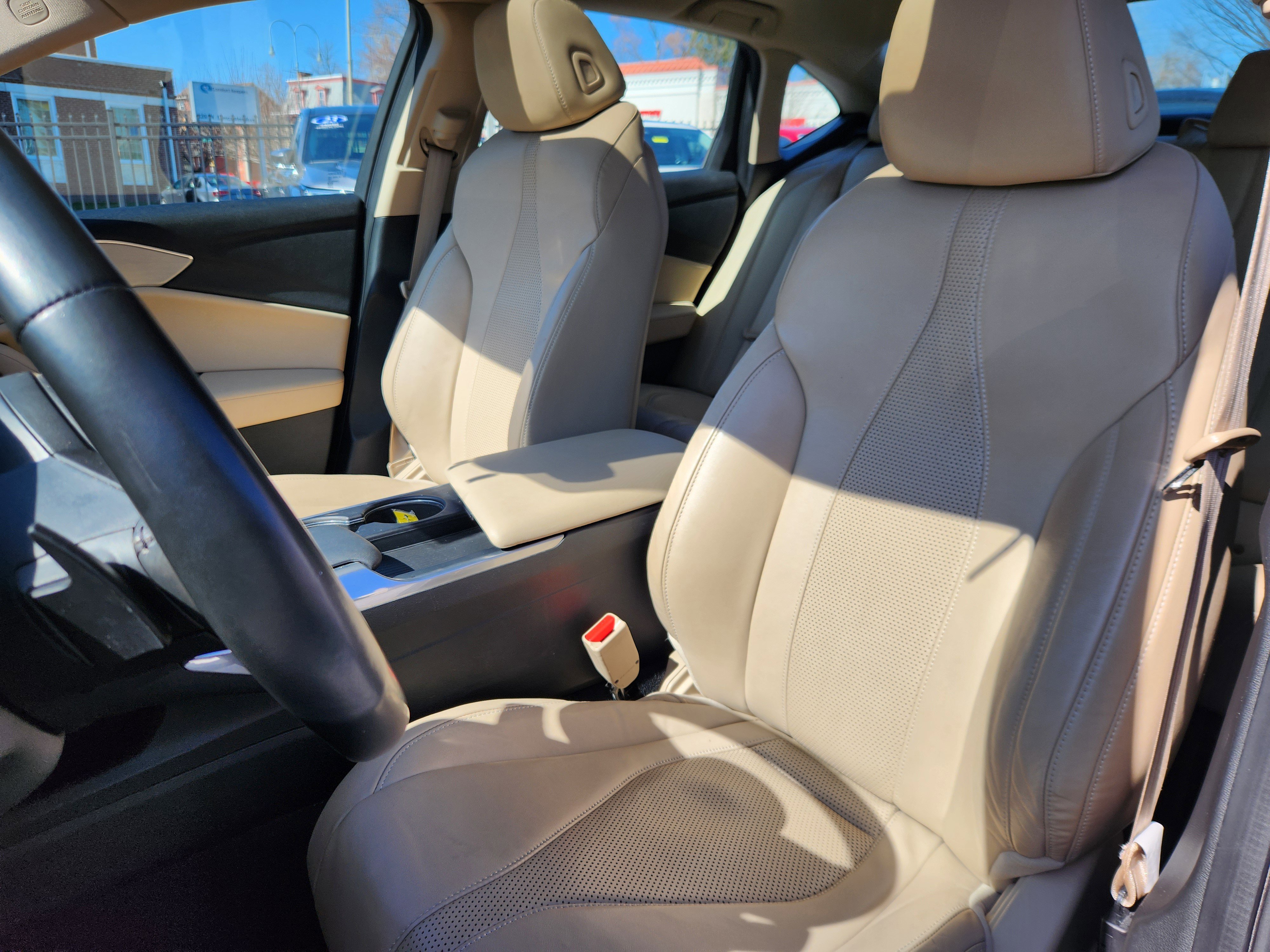 Certified 2023 Acura TLX w/ Technology Package image 7