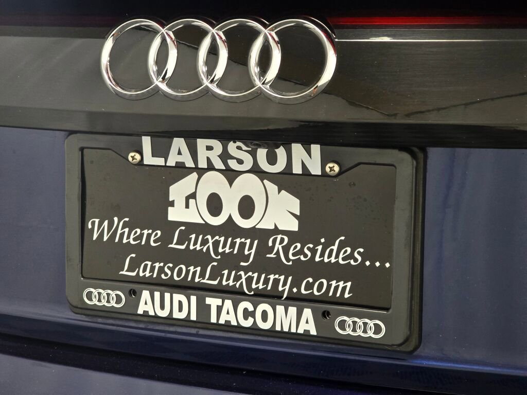 Used 2020 Audi Q8 Prestige image 32