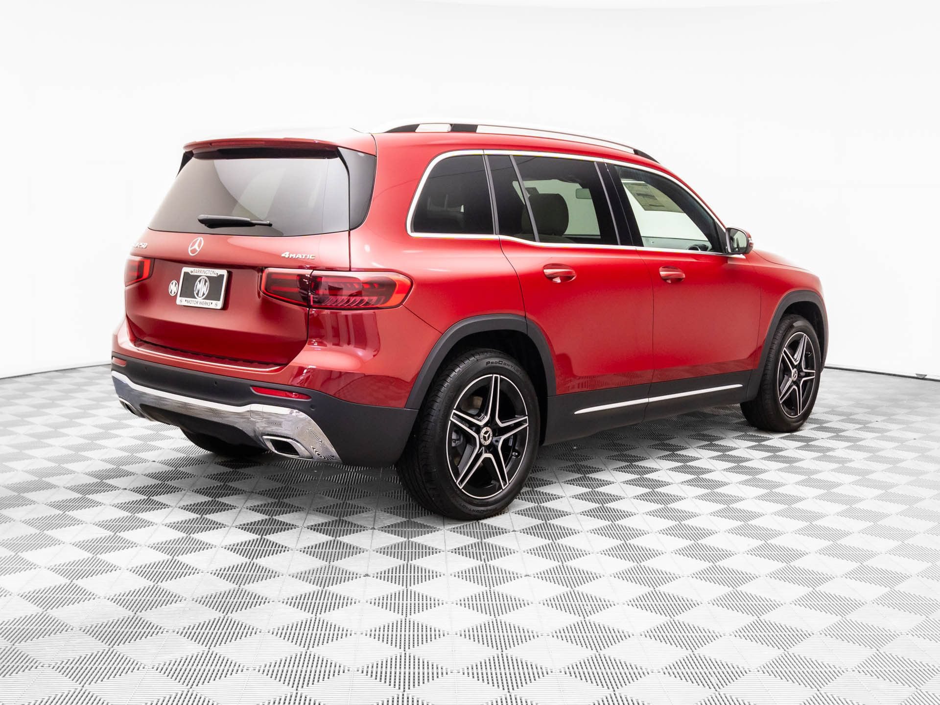 New 2026 Mercedes-Benz GLB 250 4MATIC image 5