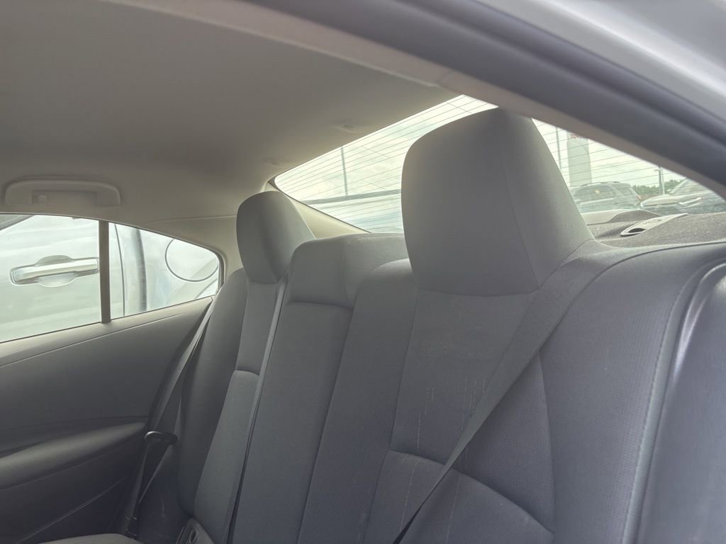 Used 2023 Toyota Corolla LE FWD image 6