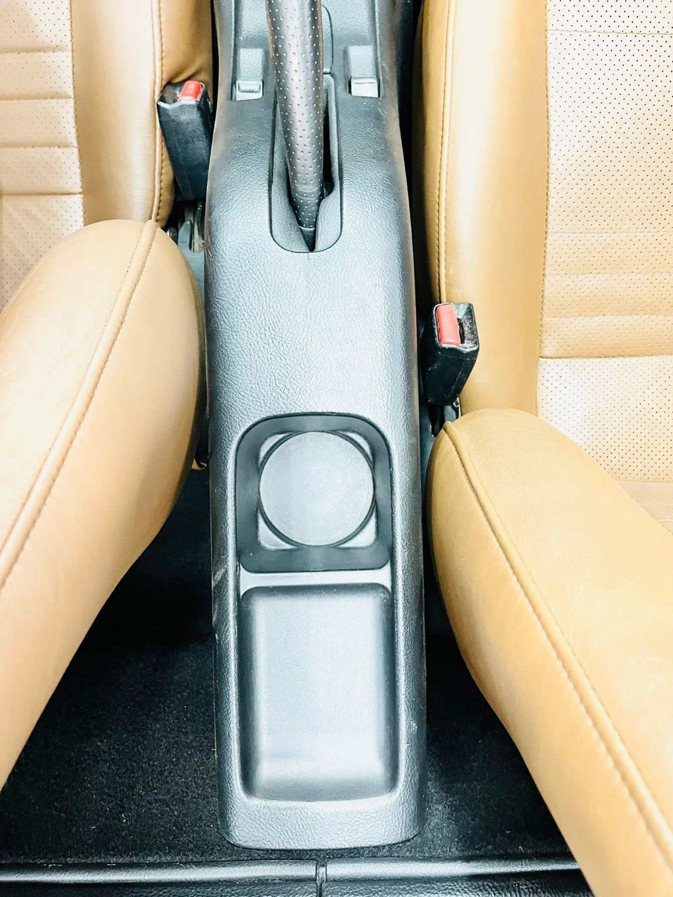 Used 2002 Toyota MR2 RWD image 29