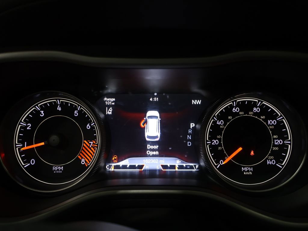 Used 2015 Jeep Cherokee Trailhawk w/ Comfort/Convenience Group image 49