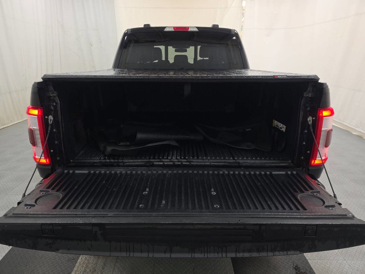 Used 2023 Ford F150 Lariat image 15