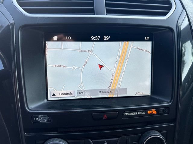 Used 2017 Ford Explorer XLT w/ Equipment Group 202A FWD image 16