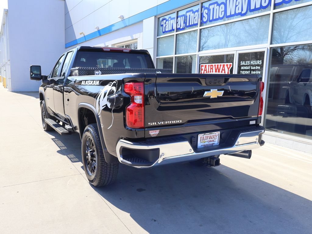 New 2026 Chevrolet Silverado 3500 W/T AWD/4WD image 9