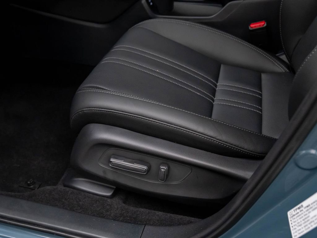 New 2026 Honda HR-V EX-L image 16