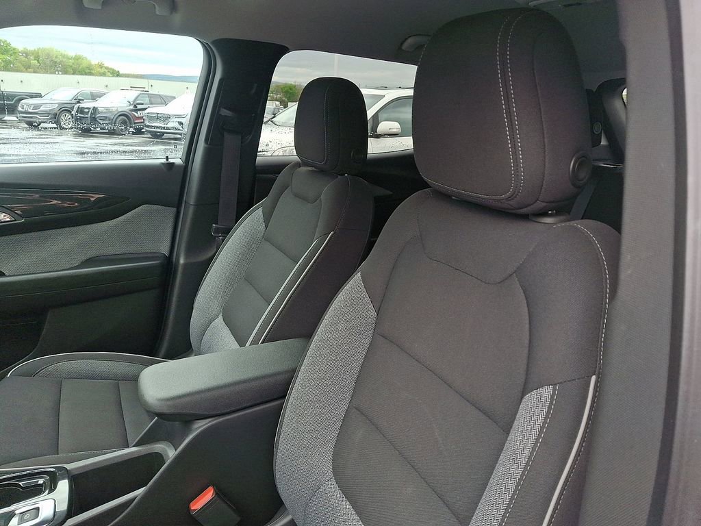 Used 2024 Chevrolet TrailBlazer LT w/ LT Cold Weather Package AWD/4WD image 14