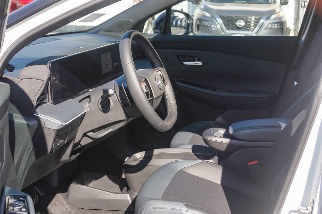 New 2026 Nissan Leaf SV+ w/ Floor Mat Package (SV+) FWD image 20