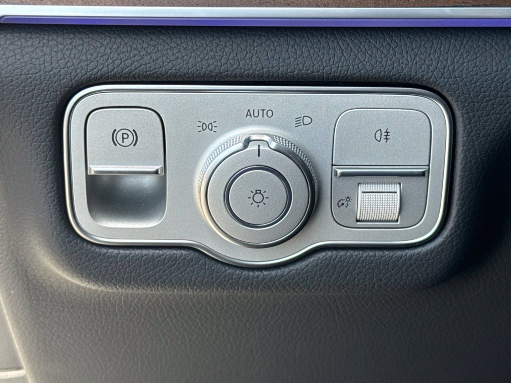 New 2026 Mercedes-Benz GLS 450 4MATIC image 23
