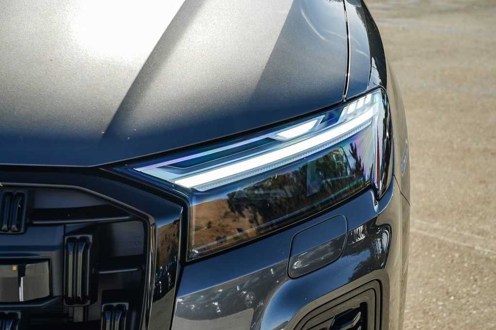 New 2026 Audi Q7 2.0T Premium Plus AWD/4WD image 8