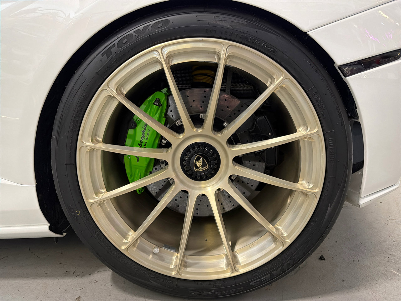 Used 2022 Lamborghini Huracan STO image 20