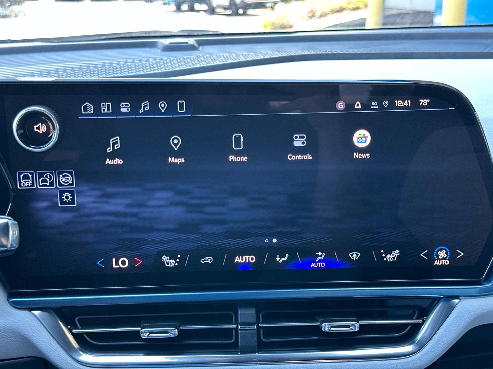 New 2026 Chevrolet Equinox EV LT FWD image 20