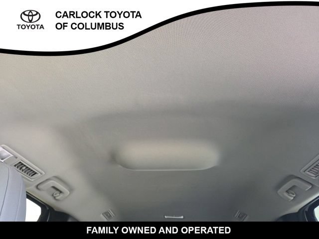 Used 2026 Toyota Sienna LE FWD image 13