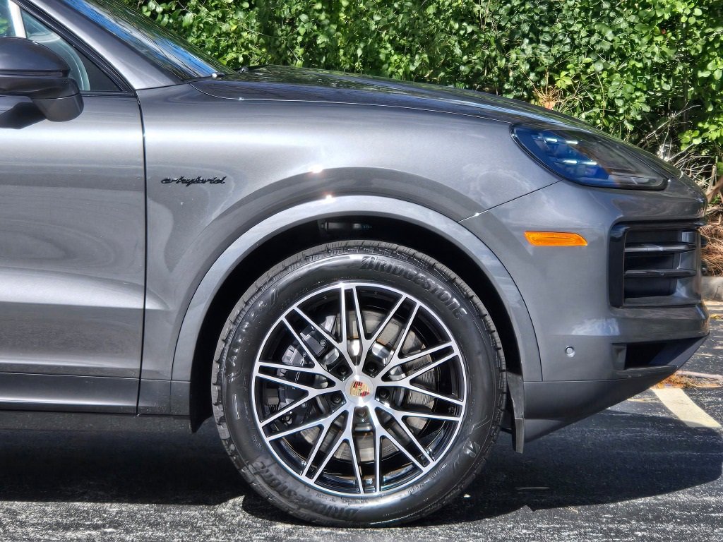 New 2026 Porsche Cayenne E-Hybrid image 14
