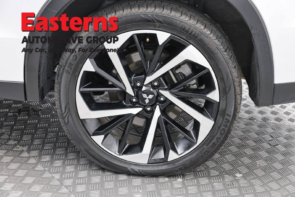 Used 2024 Mitsubishi Outlander SE FWD image 35