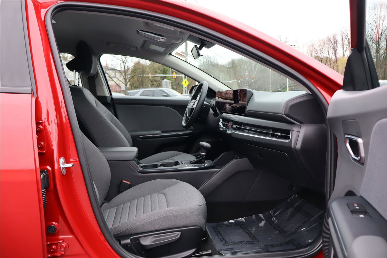 Certified 2025 Kia K4 EX image 26