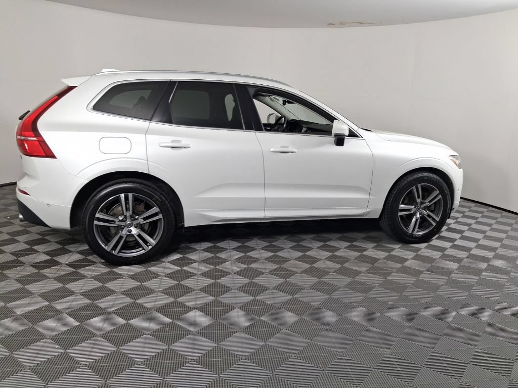 Used 2018 Volvo XC60 T6 Momentum w/ Advanced Package AWD/4WD image 7