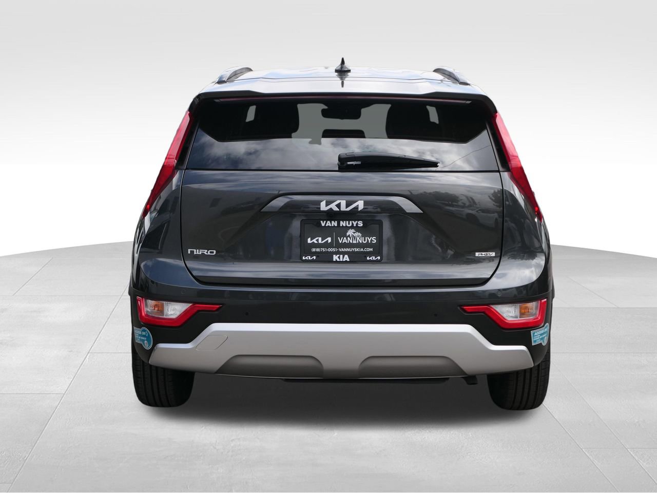 Used 2025 Kia Niro EX image 5