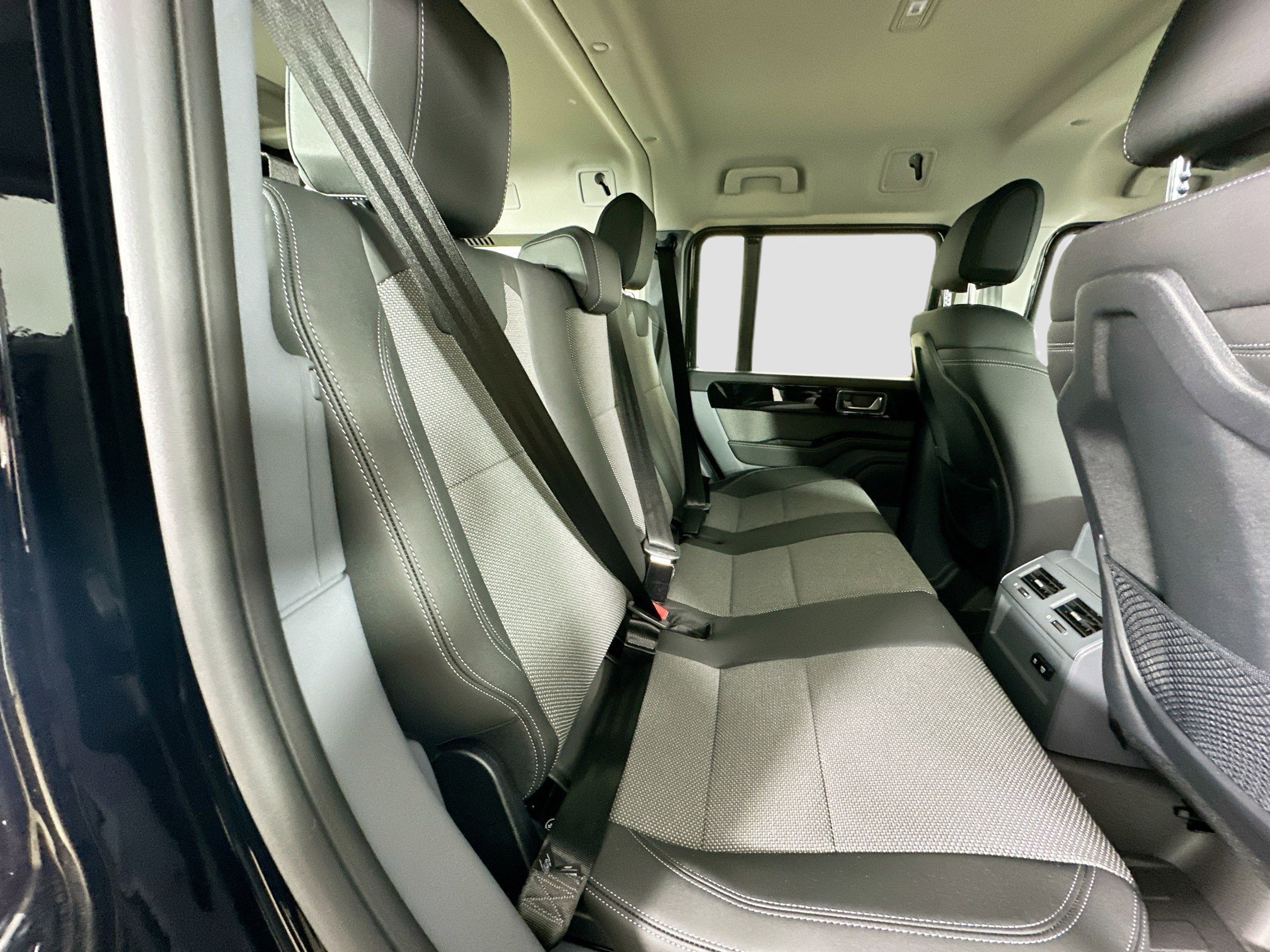 New 2026 INEOS Grenadier Station Wagon AWD/4WD image 44
