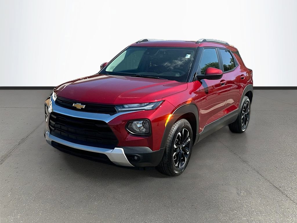 Used 2023 Chevrolet TrailBlazer LT w/ Convenience Package FWD image 3
