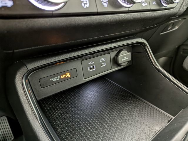 Used 2023 Honda CR-V EX image 9