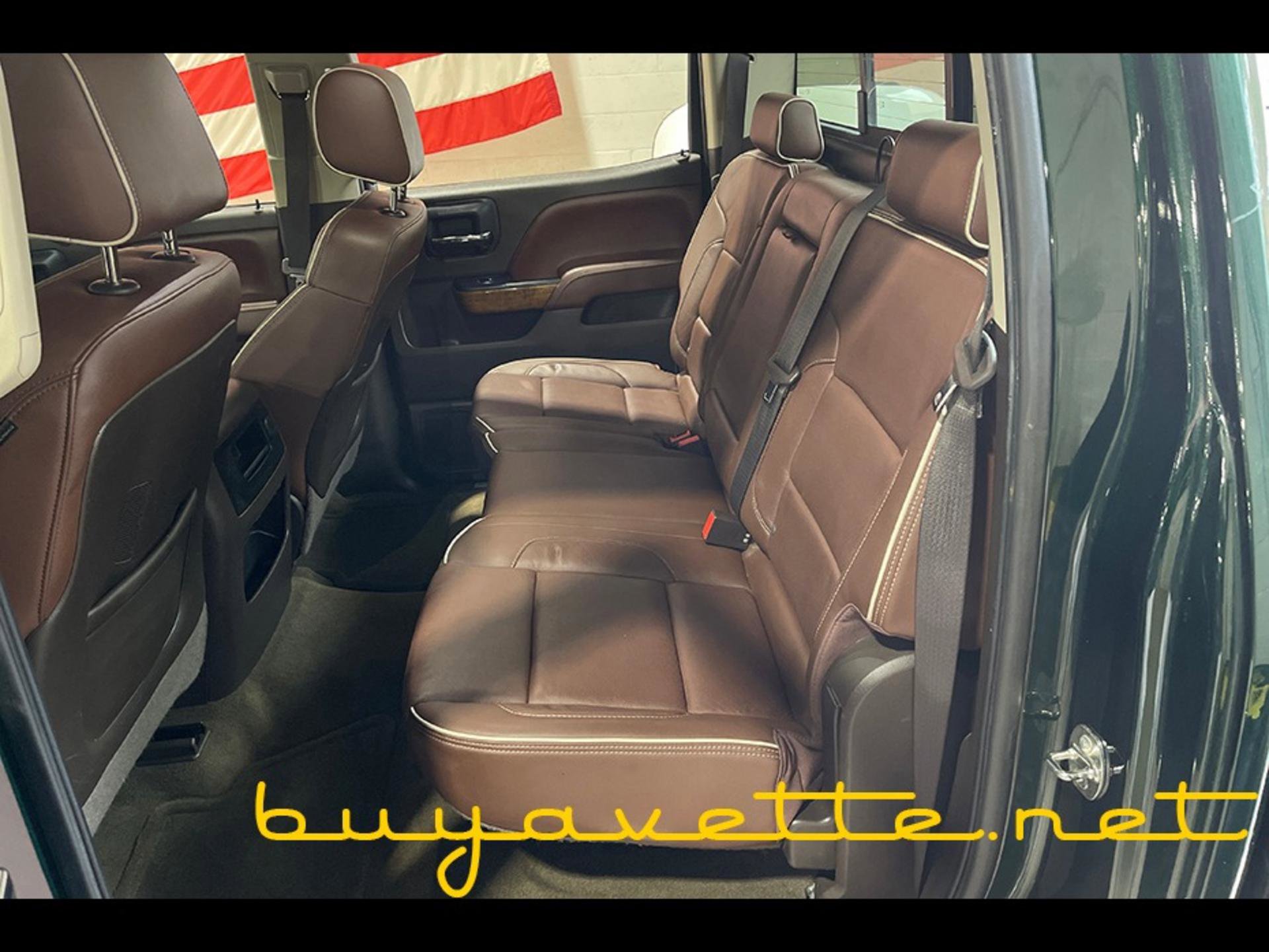 Used 2015 Chevrolet Silverado 1500 High Country w/ High Country Premium Package image 19