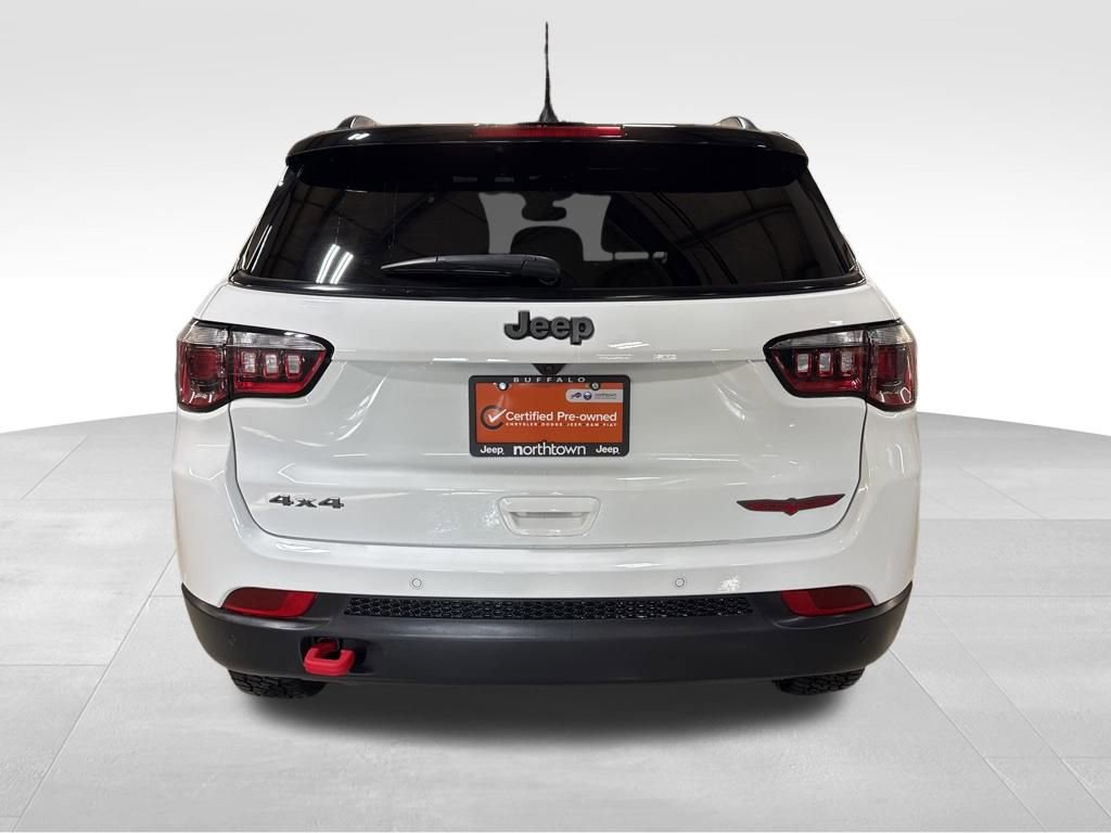 Used 2024 Jeep Compass Trailhawk w/ Trailhawk Convenience Group image 5