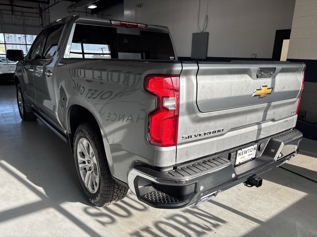 New 2026 Chevrolet Silverado 1500 LTZ w/ LTZ Premium Package image 33