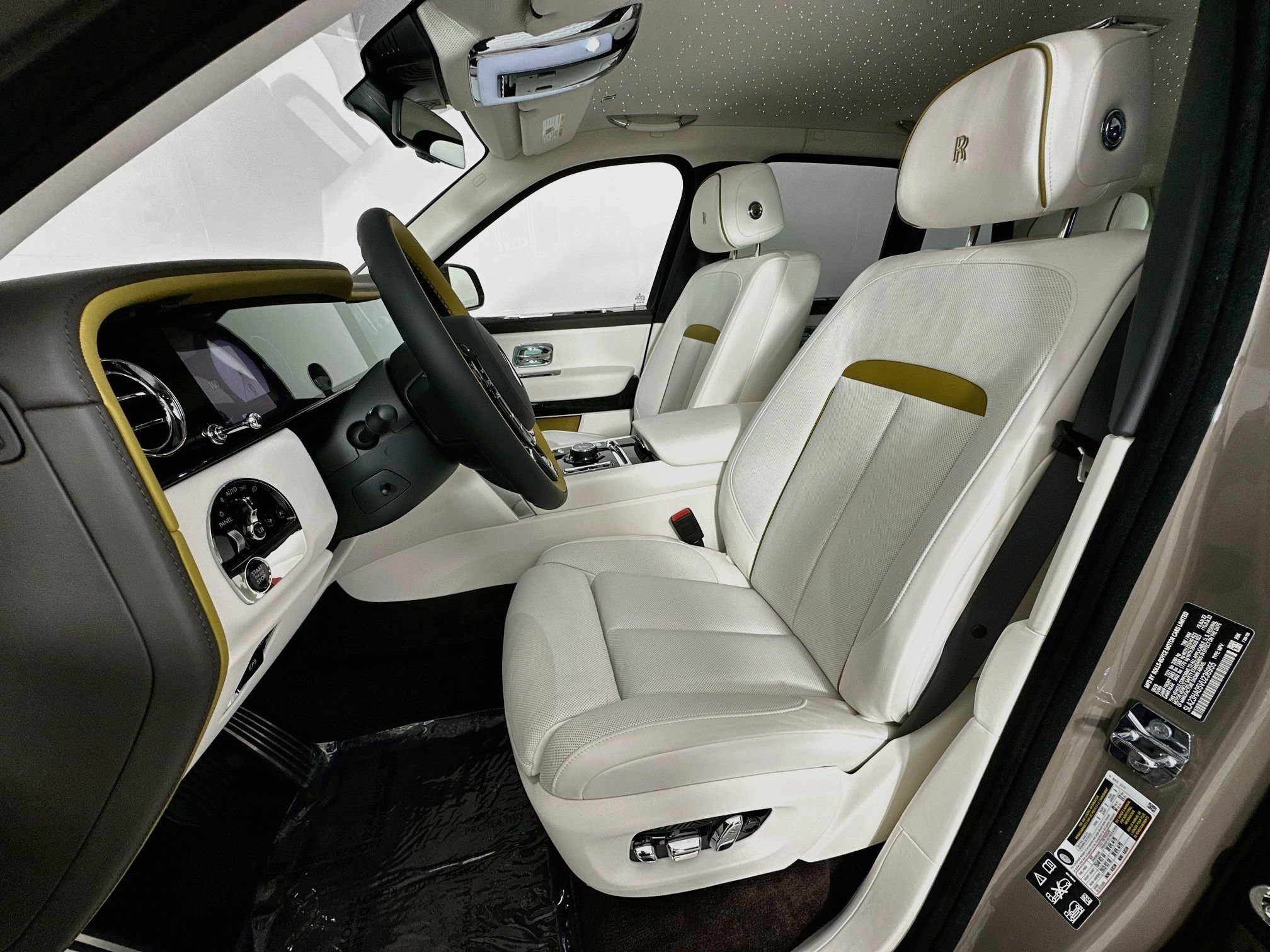 New 2027 Rolls-Royce Cullinan AWD/4WD image 20