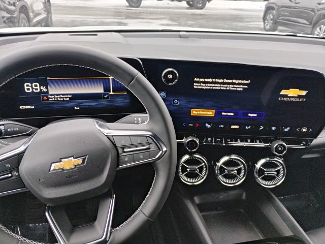 New 2026 Chevrolet Blazer EV LT image 18