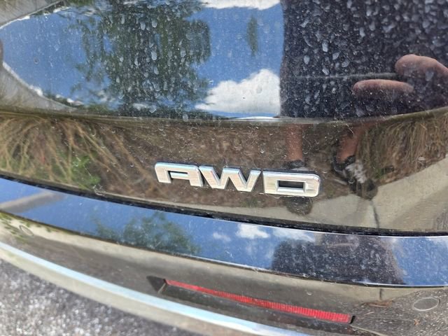 Used 2017 GMC Acadia Denali image 6