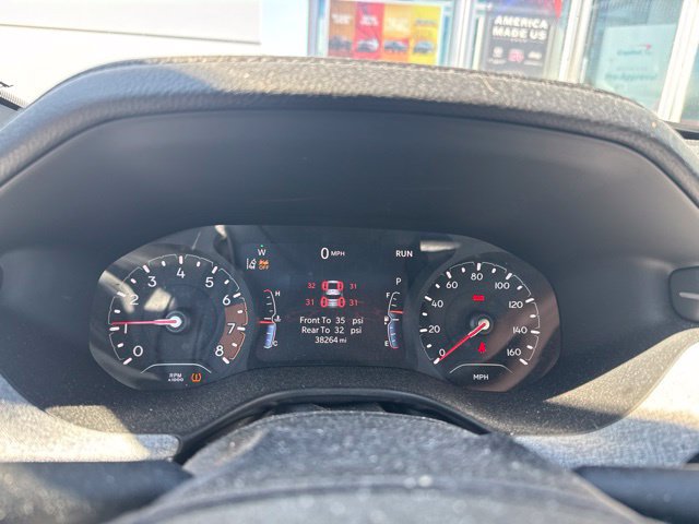 Used 2023 Jeep Compass Latitude w/ Convenience Group AWD/4WD image 10