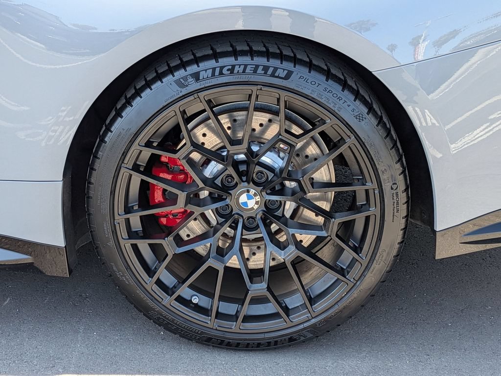 Certified 2025 BMW M4 CS AWD/4WD image 28