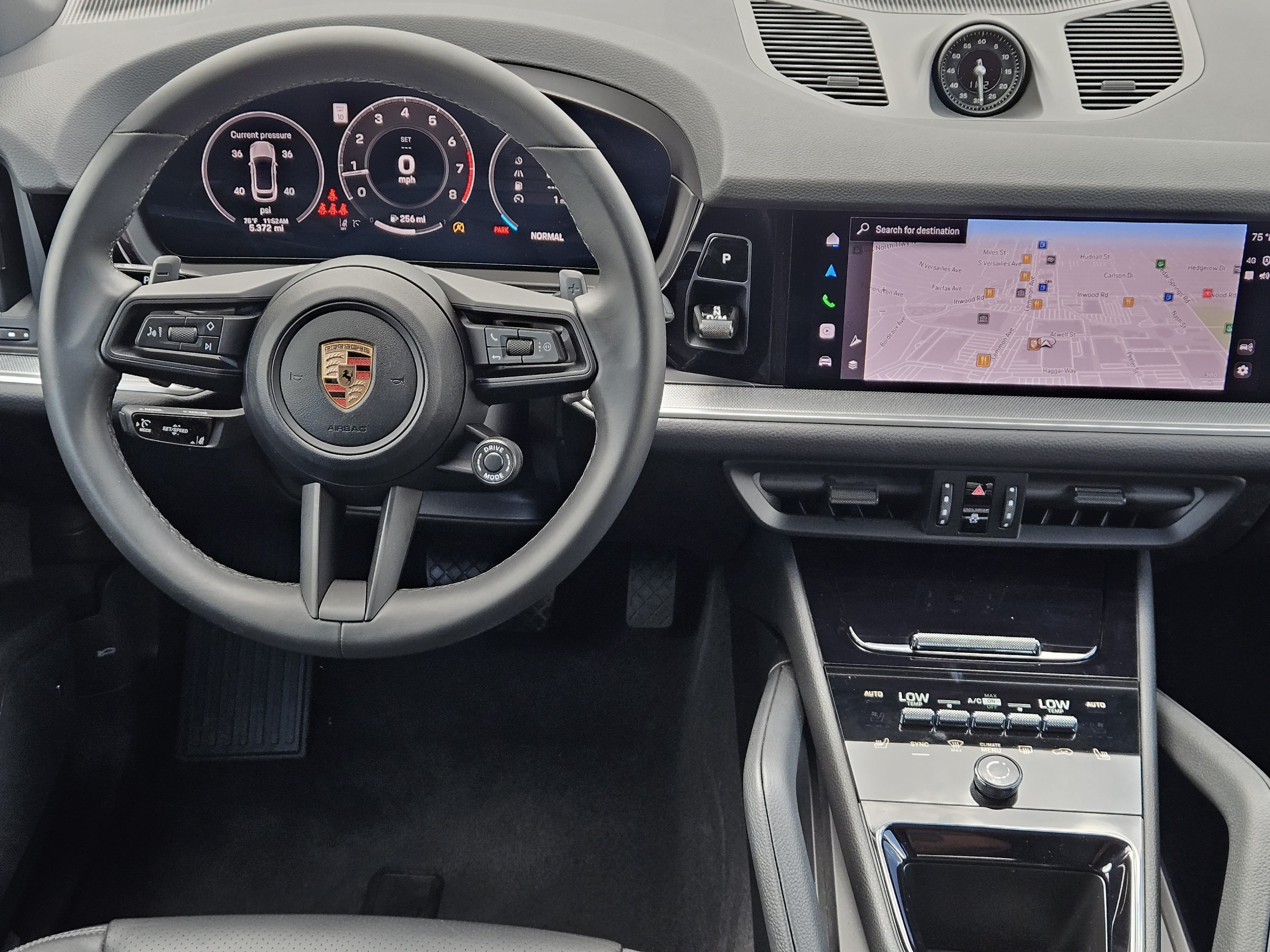 Certified 2026 Porsche Cayenne Coupe AWD/4WD image 25