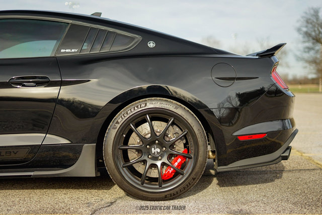 Used 2022 Ford Mustang GT Premium w/ GT Performance Package RWD image 5